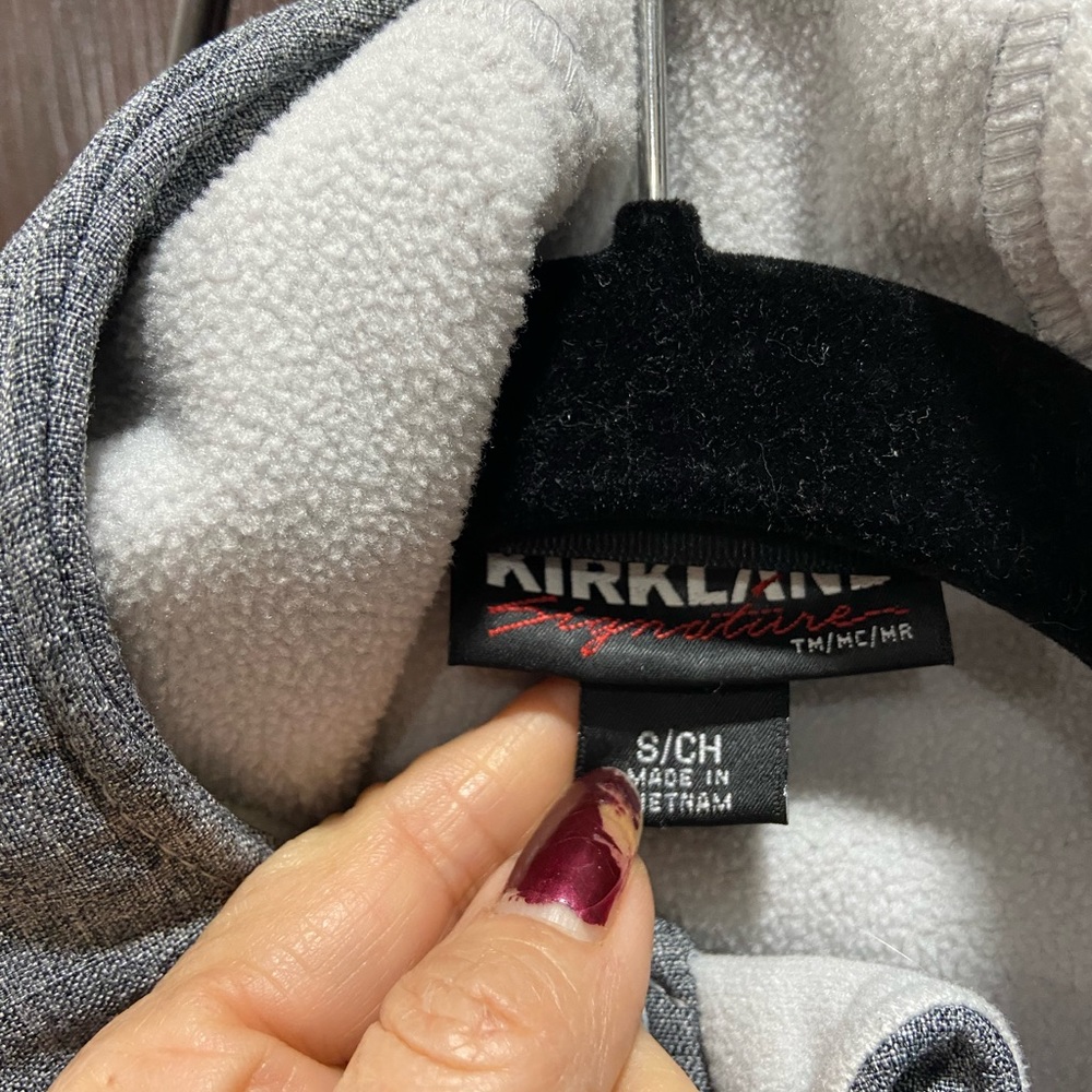 Nice Size small Kirkland jacket - Picture 4 of 12